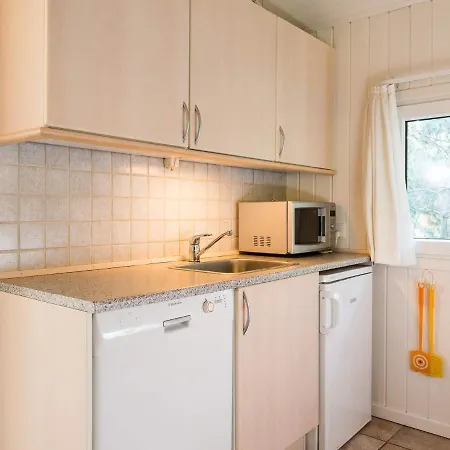 Enchanting Hideaway In Henne Town-by Traum Vakantiehuis