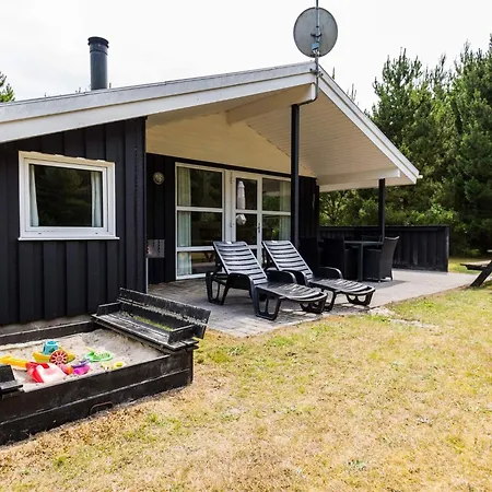 Feriehus Enchanting Hideaway In Henne Town-by Traum *